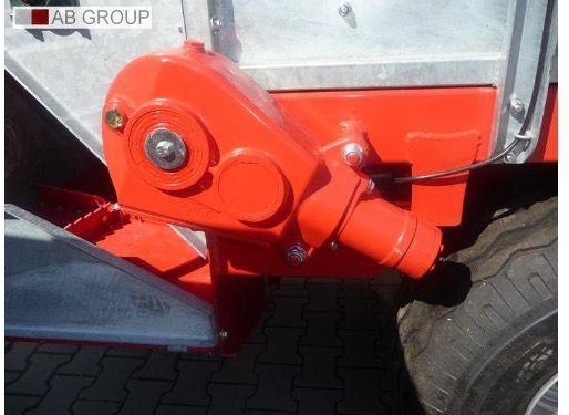 Gomar orchard manure and lime spreader GR35, 3.5 t - Rozmetadlo hnoja: obrázok 4 Gomar orchard manure and lime spreader GR35, 3.5 t - Rozmetadlo hnoja: obrázok 4