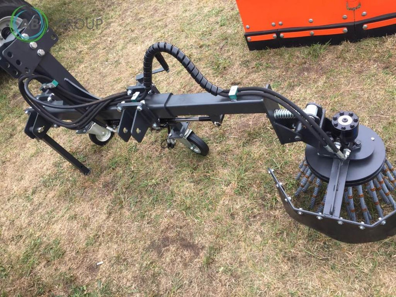 METAL-TECHNIK szczotka do chwastów - Zametač pre Komunálne/ Špeciálne stroje: obrázok 3 METAL-TECHNIK szczotka do chwastów - Zametač pre Komunálne/ Špeciálne stroje: obrázok 3