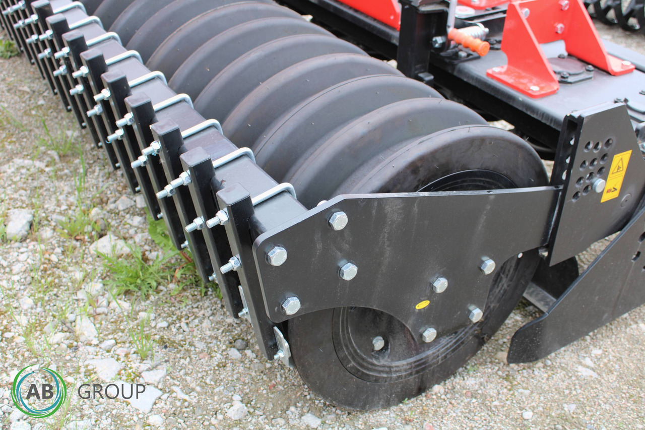 Ozdoken Ongun S300 power harrow with seed drill attachment - Rotačné brány: obrázok 4 Ozdoken Ongun S300 power harrow with seed drill attachment - Rotačné brány: obrázok 4