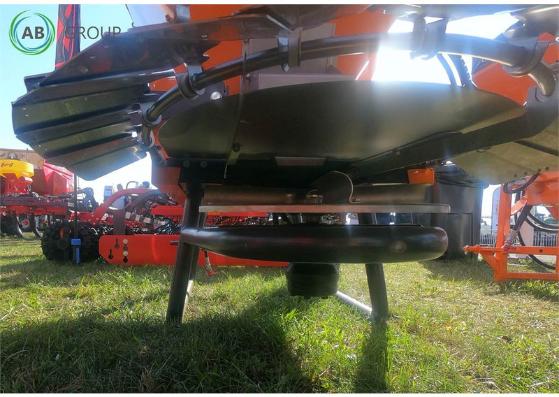 Pom Augustów posypywarka Motyl N031M napęd hydrauliczn - Diskový pluh: obrázok 4 Pom Augustów posypywarka Motyl N031M napęd hydrauliczn - Diskový pluh: obrázok 4