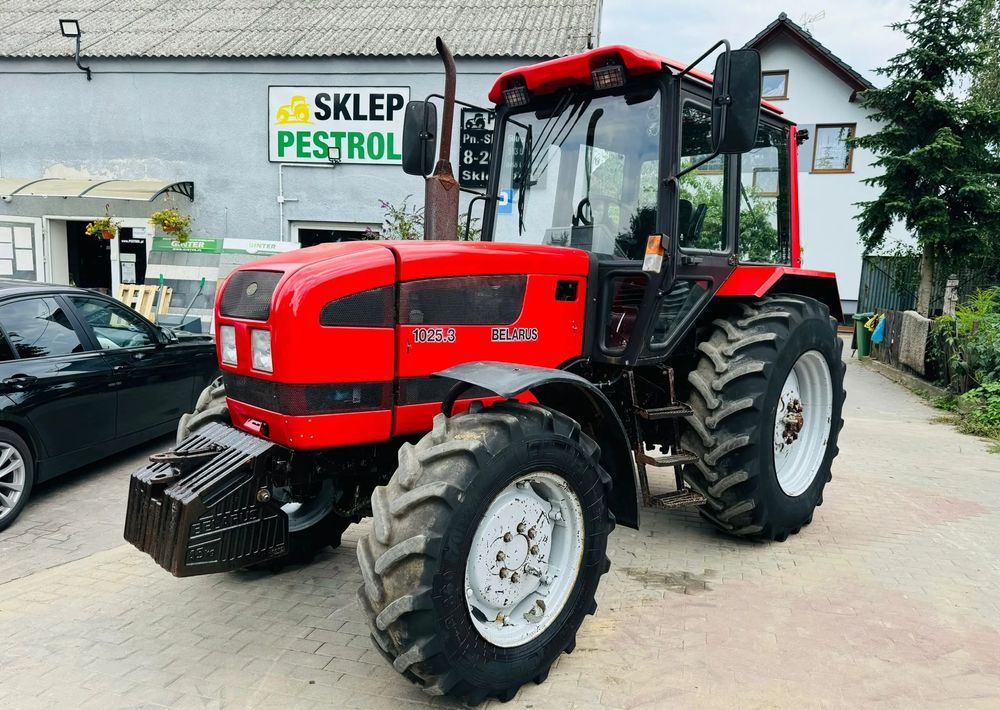 Belarus 1025.3 - Traktor: obrázok 2 Belarus 1025.3 - Traktor: obrázok 2