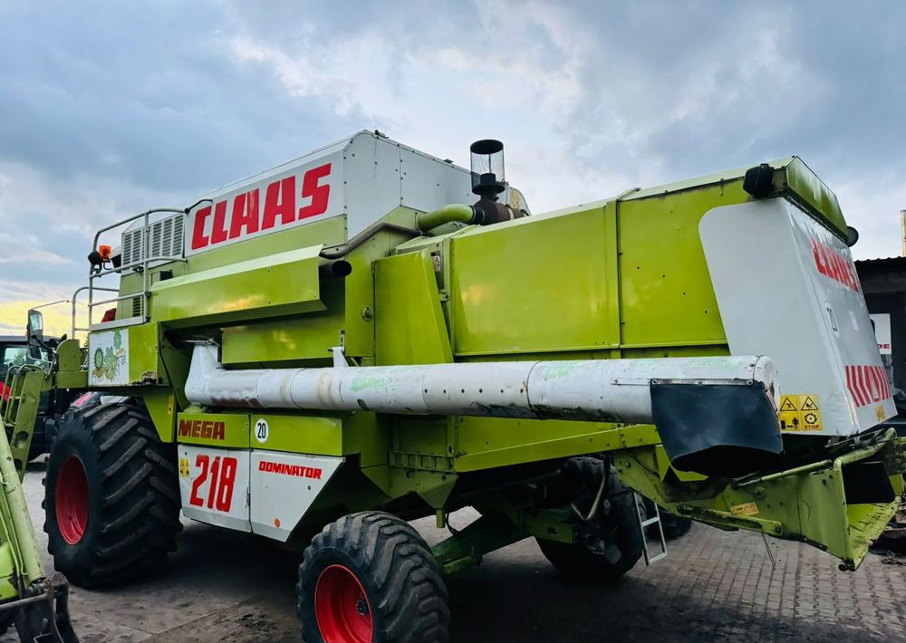 Claas MEGA 218 - Obilný kombajn: obrázok 3 Claas MEGA 218 - Obilný kombajn: obrázok 3
