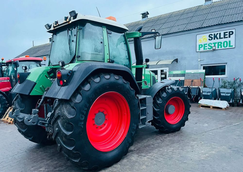 Fendt 820 - Traktor: obrázok 4 Fendt 820 - Traktor: obrázok 4