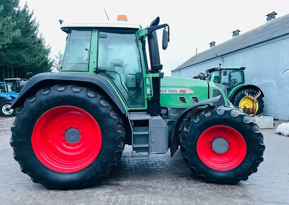 Fendt 820 - Traktor: obrázok 5 Fendt 820 - Traktor: obrázok 5
