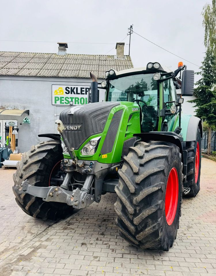 Fendt 828 Vario Profi Plus - Traktor: obrázok 4 Fendt 828 Vario Profi Plus - Traktor: obrázok 4