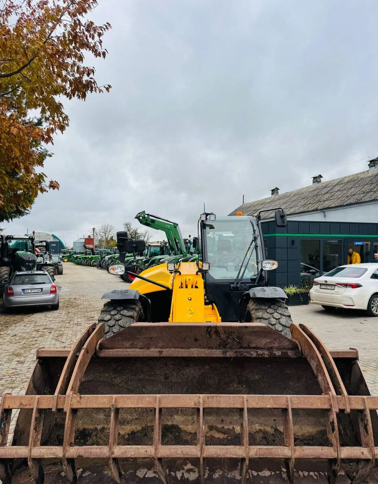 JCB 532-70 AGRI SUPER - Teleskopický nakladač: obrázok 4 JCB 532-70 AGRI SUPER - Teleskopický nakladač: obrázok 4