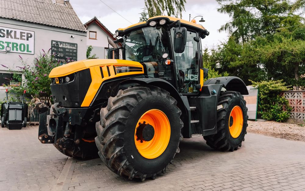 JCB Fastrac 4220 - Traktor: obrázok 1 JCB Fastrac 4220 - Traktor: obrázok 1