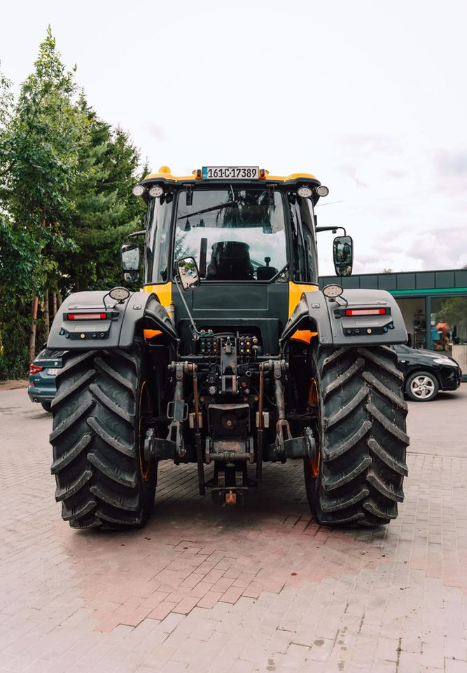 JCB Fastrac 4220 - Traktor: obrázok 3 JCB Fastrac 4220 - Traktor: obrázok 3