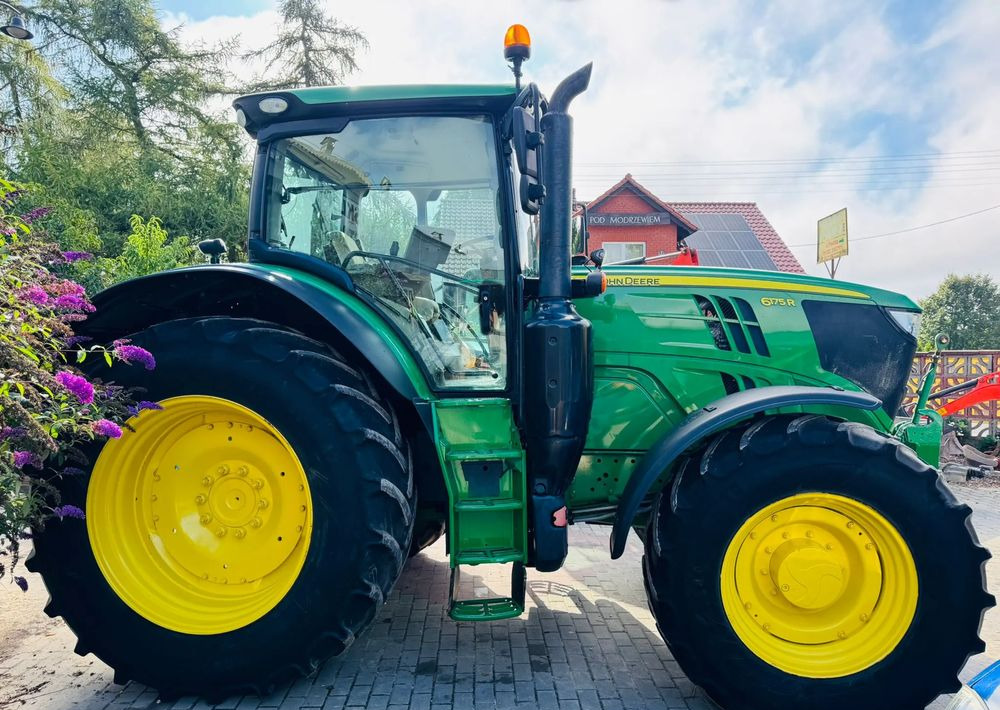 John Deere 6175R - Traktor: obrázok 3 John Deere 6175R - Traktor: obrázok 3