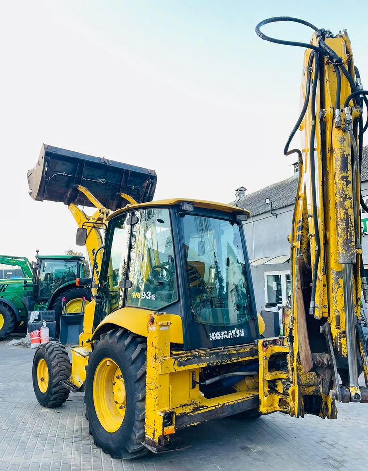 Komatsu WB93R - Rýpadlo-nakladač: obrázok 5 Komatsu WB93R - Rýpadlo-nakladač: obrázok 5