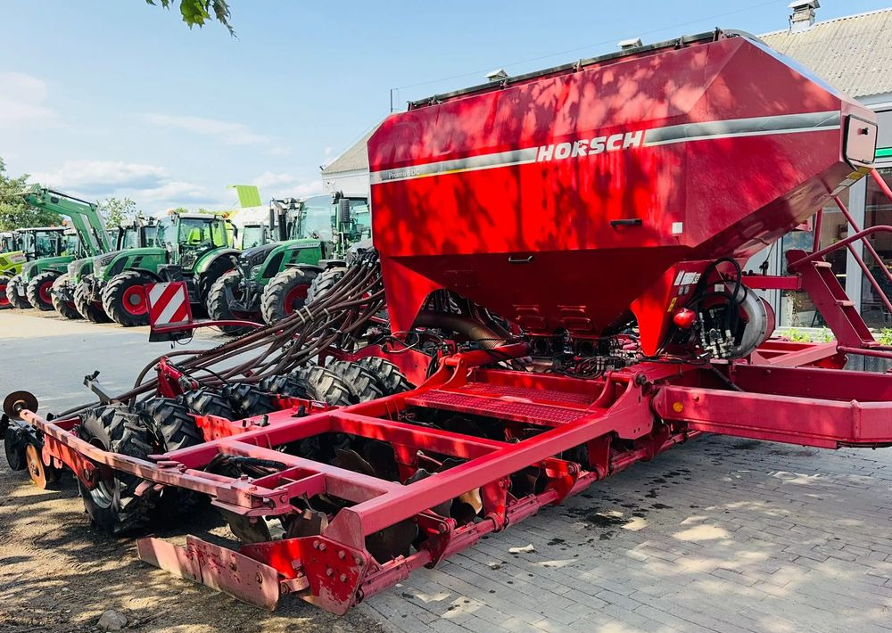 Kverneland U-drill 6000 - Univerzálny sejací stroj: obrázok 2 Kverneland U-drill 6000 - Univerzálny sejací stroj: obrázok 2