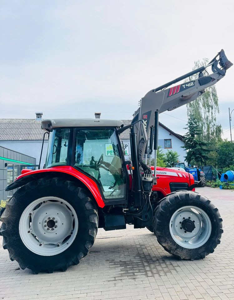 Massey Ferguson 5460 - Traktor: obrázok 4 Massey Ferguson 5460 - Traktor: obrázok 4