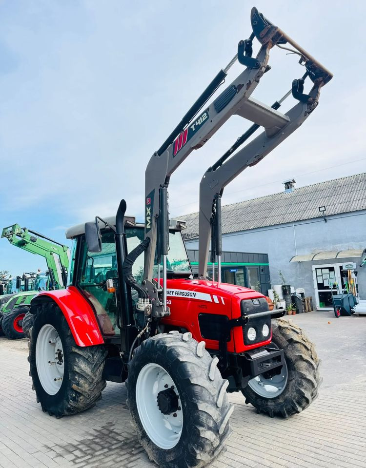 Massey Ferguson 5460 - Traktor: obrázok 3 Massey Ferguson 5460 - Traktor: obrázok 3