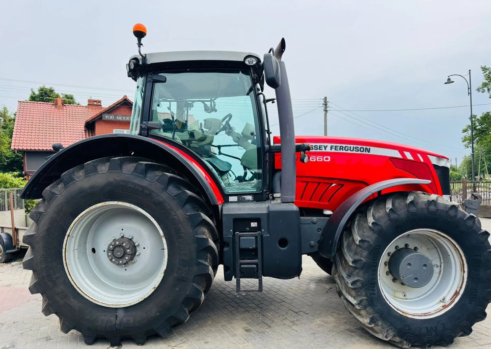 Massey Ferguson 8660 DYNA VT - Traktor: obrázok 2 Massey Ferguson 8660 DYNA VT - Traktor: obrázok 2