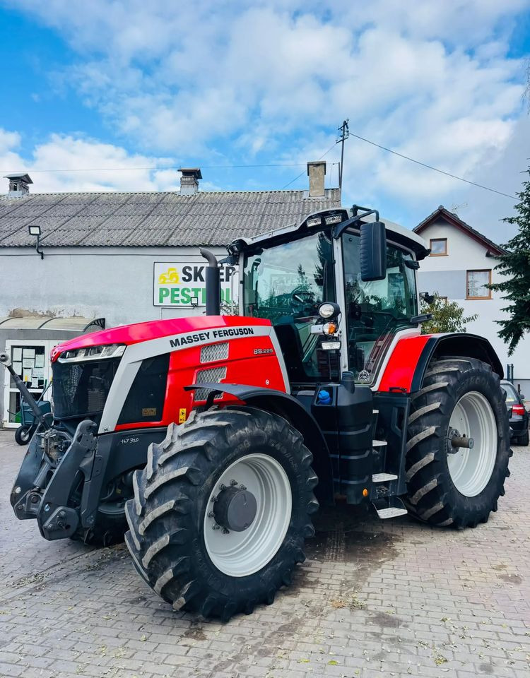Massey Ferguson 8S.225 - Traktor: obrázok 1 Massey Ferguson 8S.225 - Traktor: obrázok 1
