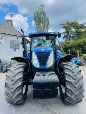 New Holland T7030 - Traktor: obrázok 3 New Holland T7030 - Traktor: obrázok 3