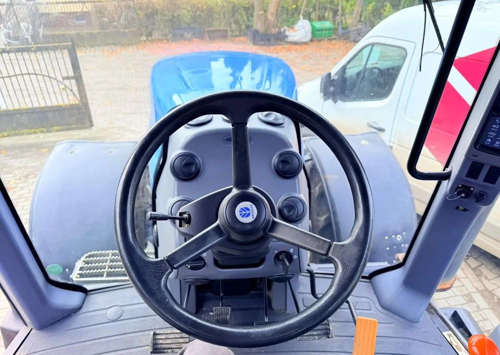 Leasing  New Holland T8030 New Holland T8030: obrázok 16