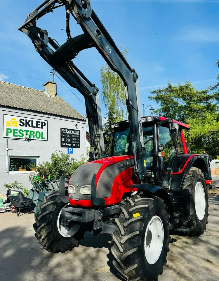 Valtra N101 - Traktor: obrázok 1 Valtra N101 - Traktor: obrázok 1