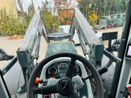 Valtra T174 - Traktor: obrázok 4 Valtra T174 - Traktor: obrázok 4