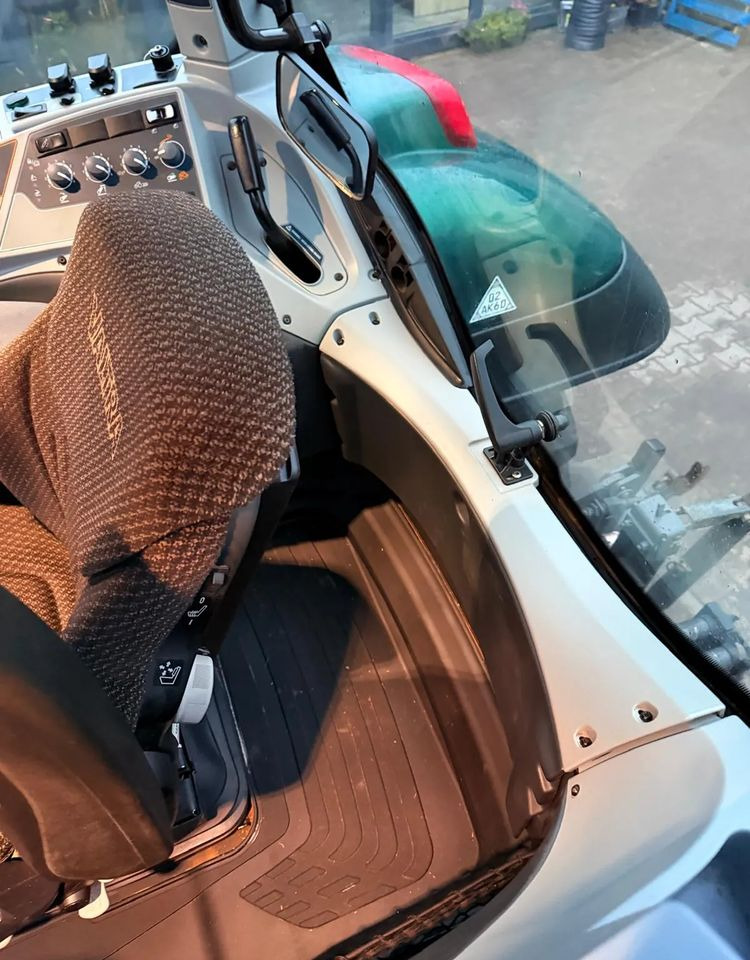 Traktor Valtra T174 Versu: obrázok 16 Traktor Valtra T174 Versu: obrázok 16