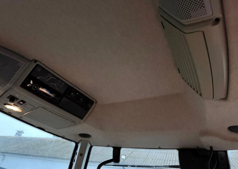 Traktor Valtra T174 Versu: obrázok 17 Traktor Valtra T174 Versu: obrázok 17