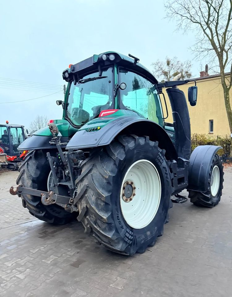 Traktor Valtra T174 Versu: obrázok 9 Traktor Valtra T174 Versu: obrázok 9