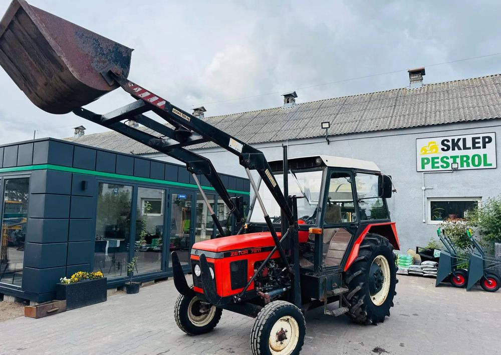 Zetor 7211 - Traktor: obrázok 1 Zetor 7211 - Traktor: obrázok 1