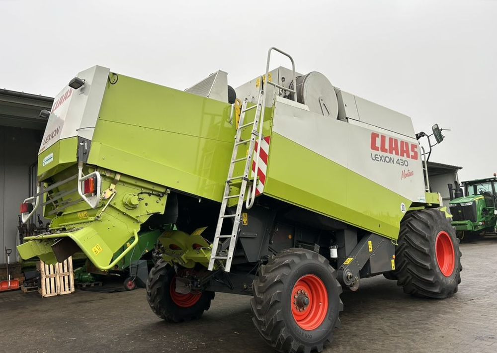 Claas Lexion 430 Montana - Obilný kombajn: obrázok 3 Claas Lexion 430 Montana - Obilný kombajn: obrázok 3