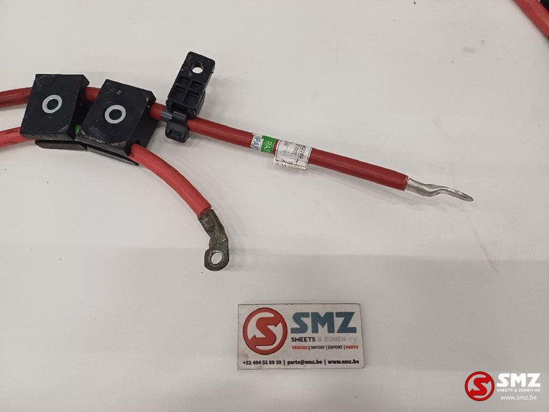 Caterpillar Alternator cable Caterpillar - Kábel/ Káblový zväzok pre Manipulačná technika: obrázok 2 Caterpillar Alternator cable Caterpillar - Kábel/ Káblový zväzok pre Manipulačná technika: obrázok 2