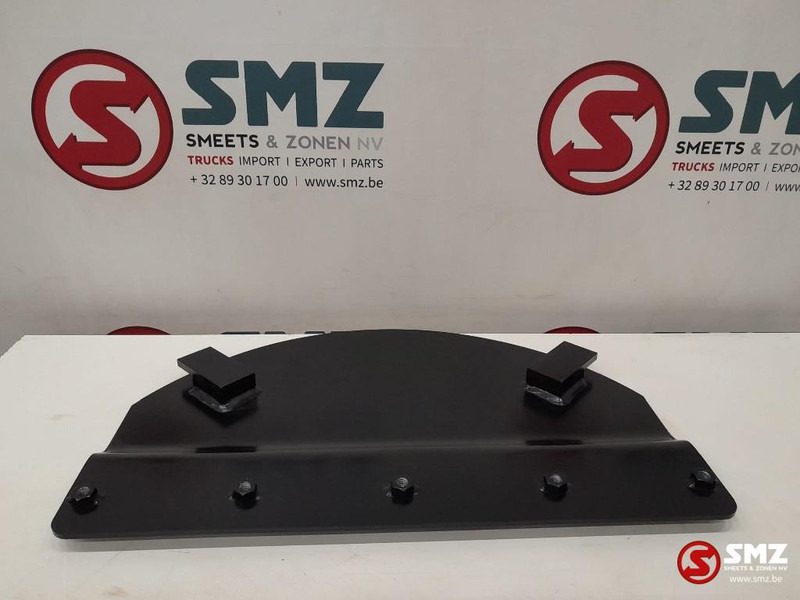 Caterpillar Swivel guard steel plate Caterpillar - Rám/ Podvozok pre Manipulačná technika: obrázok 4 Caterpillar Swivel guard steel plate Caterpillar - Rám/ Podvozok pre Manipulačná technika: obrázok 4