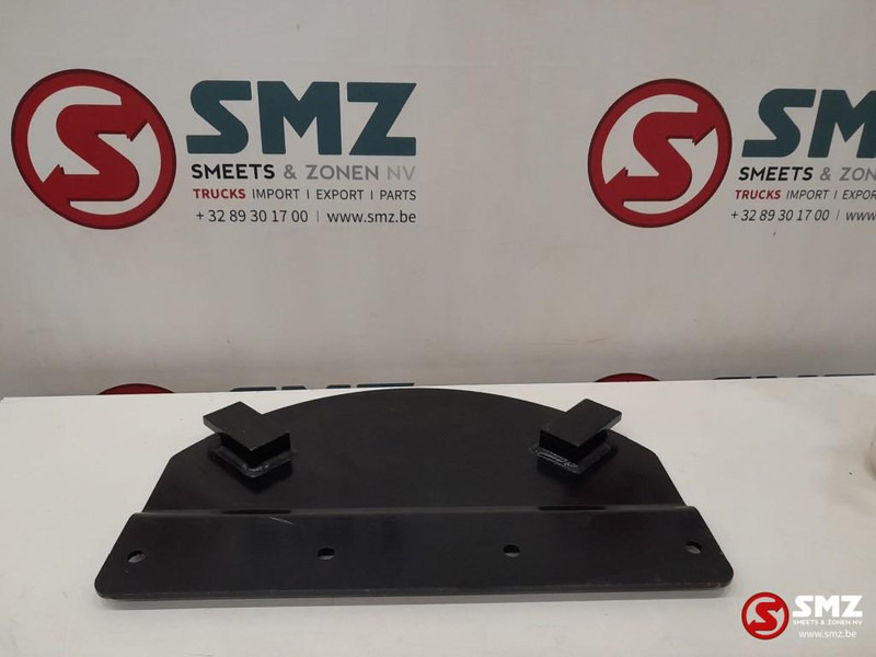 Caterpillar Swivel guard steel plate Caterpillar - Rám/ Podvozok pre Manipulačná technika: obrázok 2 Caterpillar Swivel guard steel plate Caterpillar - Rám/ Podvozok pre Manipulačná technika: obrázok 2