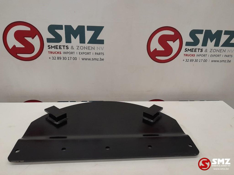 Caterpillar Swivel guard steel plate Caterpillar - Rám/ Podvozok pre Manipulačná technika: obrázok 4 Caterpillar Swivel guard steel plate Caterpillar - Rám/ Podvozok pre Manipulačná technika: obrázok 4