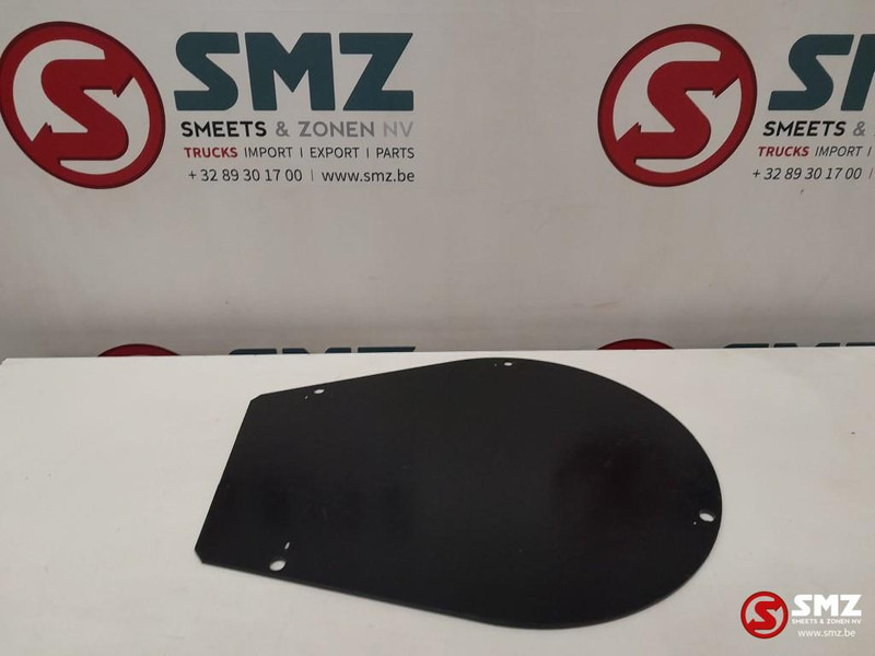 Caterpillar Travel motor guard steel plate Caterpillar - Rám/ Podvozok pre Manipulačná technika: obrázok 2 Caterpillar Travel motor guard steel plate Caterpillar - Rám/ Podvozok pre Manipulačná technika: obrázok 2