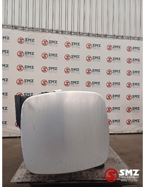 DAF Occ brandstoftank met steunen 750L DAF - Palivová nádrž pre Nákladné auto: obrázok 3 DAF Occ brandstoftank met steunen 750L DAF - Palivová nádrž pre Nákladné auto: obrázok 3