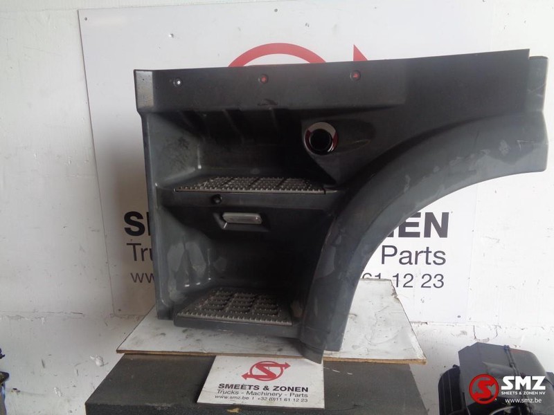 DAF Occ opstapbak links xf105 - Schodík pre Nákladné auto: obrázok 1 DAF Occ opstapbak links xf105 - Schodík pre Nákladné auto: obrázok 1