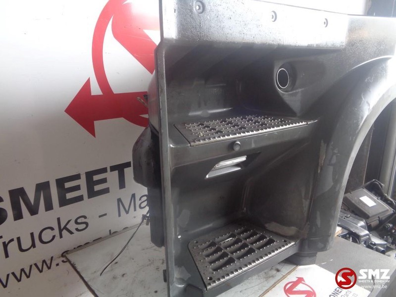 DAF Occ opstapbak links xf105 - Schodík pre Nákladné auto: obrázok 2 DAF Occ opstapbak links xf105 - Schodík pre Nákladné auto: obrázok 2