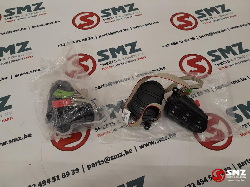 DAF Set van 2 stuurwielschakelaars DAF - Elektrický systém pre Nákladné auto: obrázok 1 DAF Set van 2 stuurwielschakelaars DAF - Elektrický systém pre Nákladné auto: obrázok 1