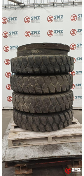 Diversen Occ industrieband 10.00-20 Nokia - Pneumatika pre Nákladné auto: obrázok 1 Diversen Occ industrieband 10.00-20 Nokia - Pneumatika pre Nákladné auto: obrázok 1