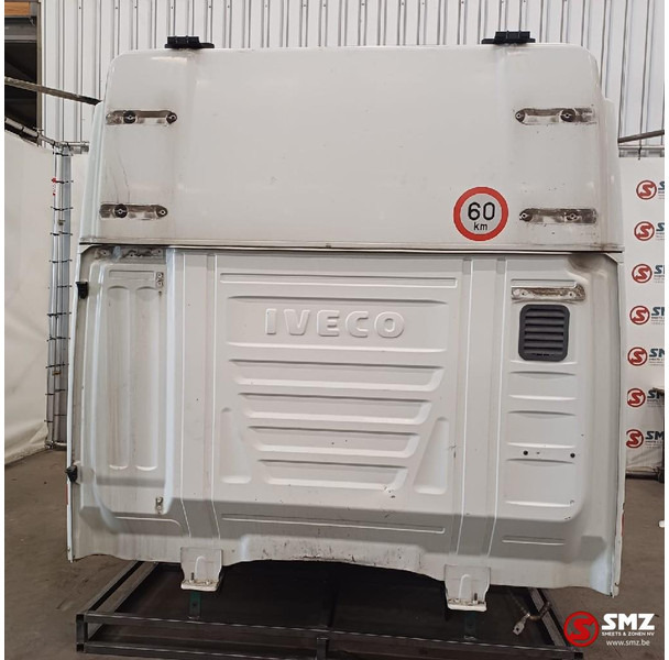Iveco Occ cabine compleet Stralis Hi-Way Iveco - Kabína a interiér pre Nákladné auto: obrázok 5 Iveco Occ cabine compleet Stralis Hi-Way Iveco - Kabína a interiér pre Nákladné auto: obrázok 5