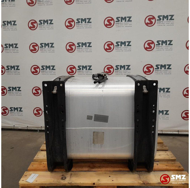 MAN Occ brandstoftank 330L + brandstofniveausensor + s - Palivová nádrž pre Nákladné auto: obrázok 2 MAN Occ brandstoftank 330L + brandstofniveausensor + s - Palivová nádrž pre Nákladné auto: obrázok 2