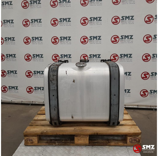 MAN Occ brandstoftank 330L + brandstofniveausensor + s - Palivová nádrž pre Nákladné auto: obrázok 1 MAN Occ brandstoftank 330L + brandstofniveausensor + s - Palivová nádrž pre Nákladné auto: obrázok 1