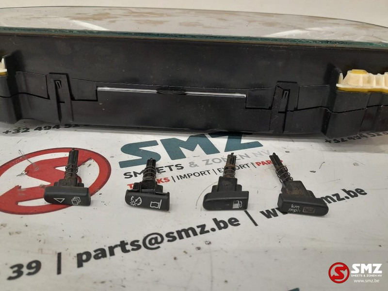 MAN Occ instrumentenpaneel MAN - Palubná doska pre Nákladné auto: obrázok 3 MAN Occ instrumentenpaneel MAN - Palubná doska pre Nákladné auto: obrázok 3