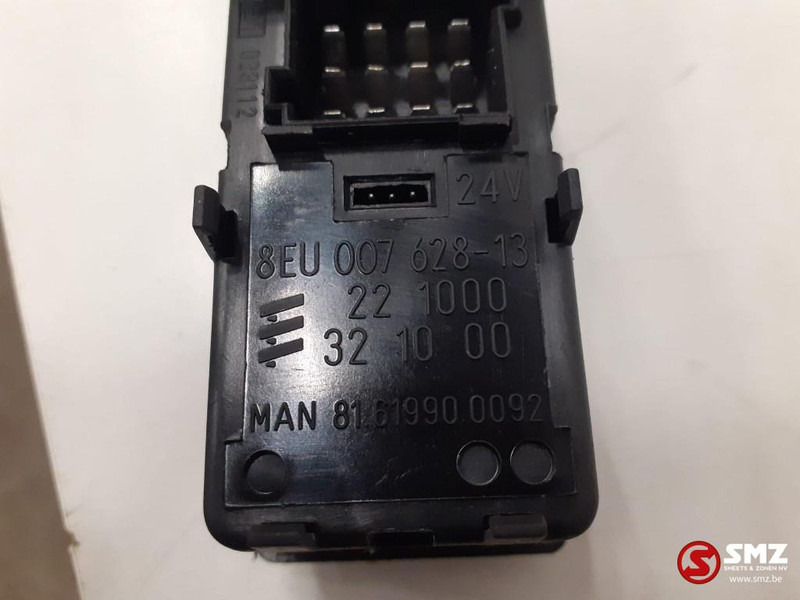 MAN Occ kachelregeleenheid MAN - Kúrenie/ Vetranie pre Nákladné auto: obrázok 3 MAN Occ kachelregeleenheid MAN - Kúrenie/ Vetranie pre Nákladné auto: obrázok 3