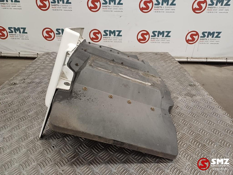 MAN Occ spatbord vooraan rechts MAN - Karoséria a exteriér pre Nákladné auto: obrázok 4 MAN Occ spatbord vooraan rechts MAN - Karoséria a exteriér pre Nákladné auto: obrázok 4