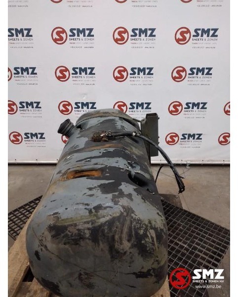 Mercedes-Benz Occ Brandstoftank 210L Mercedes 2527 - Palivová nádrž pre Nákladné auto: obrázok 2 Mercedes-Benz Occ Brandstoftank 210L Mercedes 2527 - Palivová nádrž pre Nákladné auto: obrázok 2