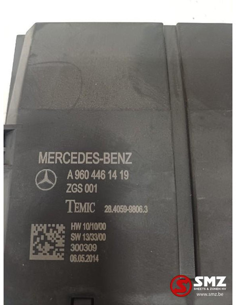 Mercedes-Benz Occ ECU rechterdeur besturingseenheid Mercedes - Riadiaca jednotka pre Nákladné auto: obrázok 3 Mercedes-Benz Occ ECU rechterdeur besturingseenheid Mercedes - Riadiaca jednotka pre Nákladné auto: obrázok 3