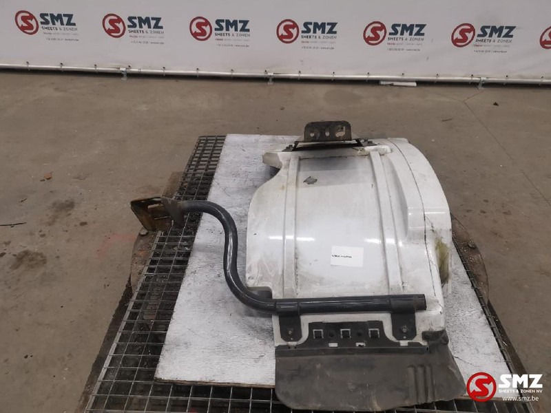 Mercedes-Benz Occ Spatbord links Mercedes Actros 1844 - Karoséria a exteriér pre Nákladné auto: obrázok 3 Mercedes-Benz Occ Spatbord links Mercedes Actros 1844 - Karoséria a exteriér pre Nákladné auto: obrázok 3