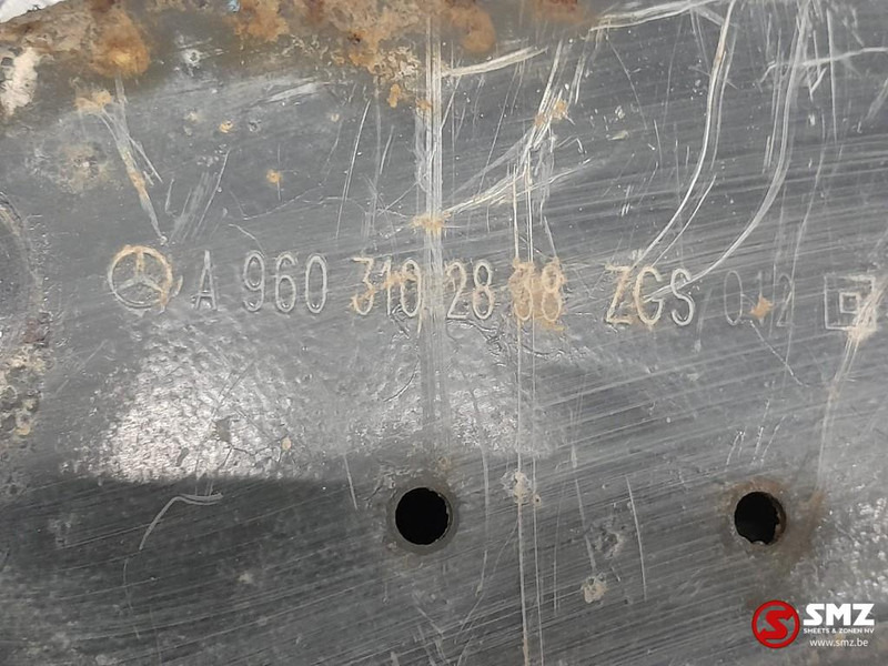 Mercedes-Benz Occ bumperverstevigingsbeugel Mercedes - Rám/ Podvozok pre Nákladné auto: obrázok 5 Mercedes-Benz Occ bumperverstevigingsbeugel Mercedes - Rám/ Podvozok pre Nákladné auto: obrázok 5