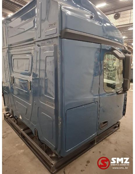 Mercedes-Benz Occ cabine Mercedes Actros MP4 - Kabína a interiér pre Nákladné auto: obrázok 4 Mercedes-Benz Occ cabine Mercedes Actros MP4 - Kabína a interiér pre Nákladné auto: obrázok 4