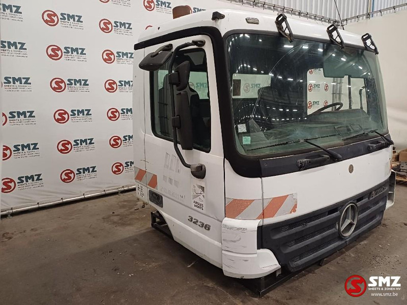 Mercedes-Benz Occ cabine compleet Mercedes Actros MP2 - Kabína a interiér pre Nákladné auto: obrázok 4 Mercedes-Benz Occ cabine compleet Mercedes Actros MP2 - Kabína a interiér pre Nákladné auto: obrázok 4